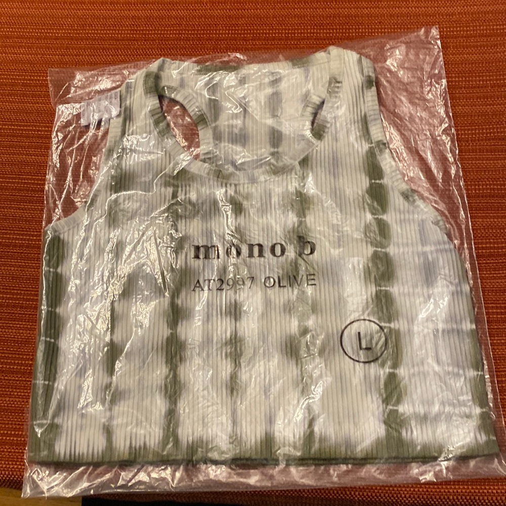 Mono B white/olive ribbed cropped top racerback.